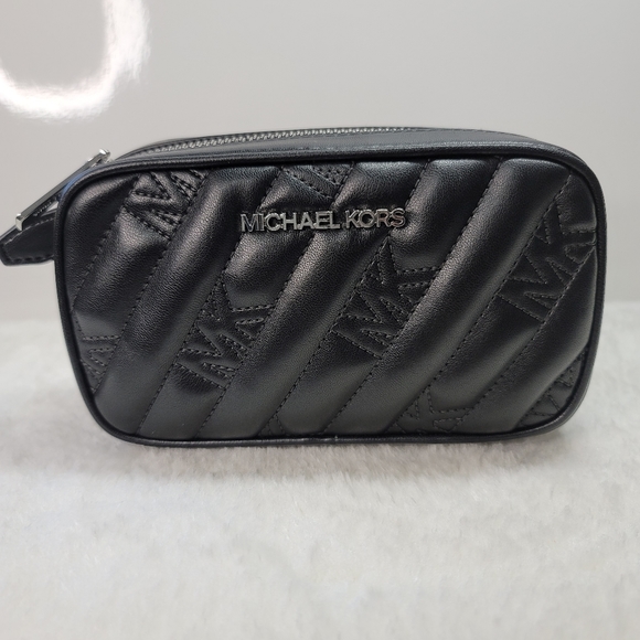 MK Belt Bag in black - Picture 3 of 4